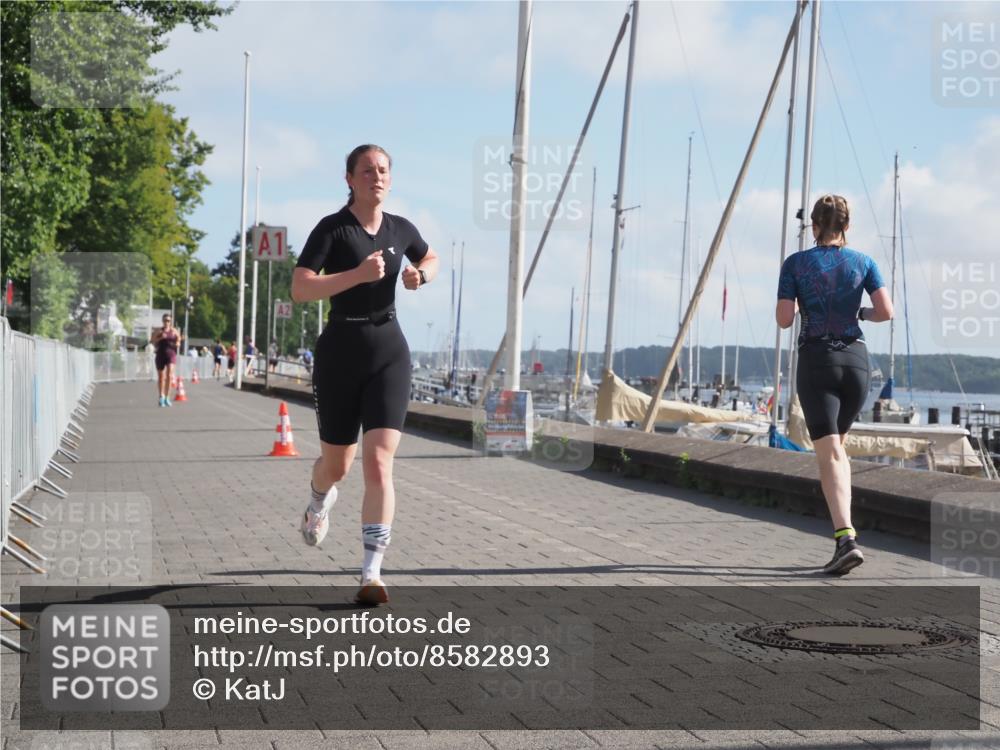 17.08.2025 - KN Förde Triathlon 2025 KatJ http://msf.ph/oto/8582893 17.08.2025 10:03:33 Laufen 126 meine-sportfotos.de