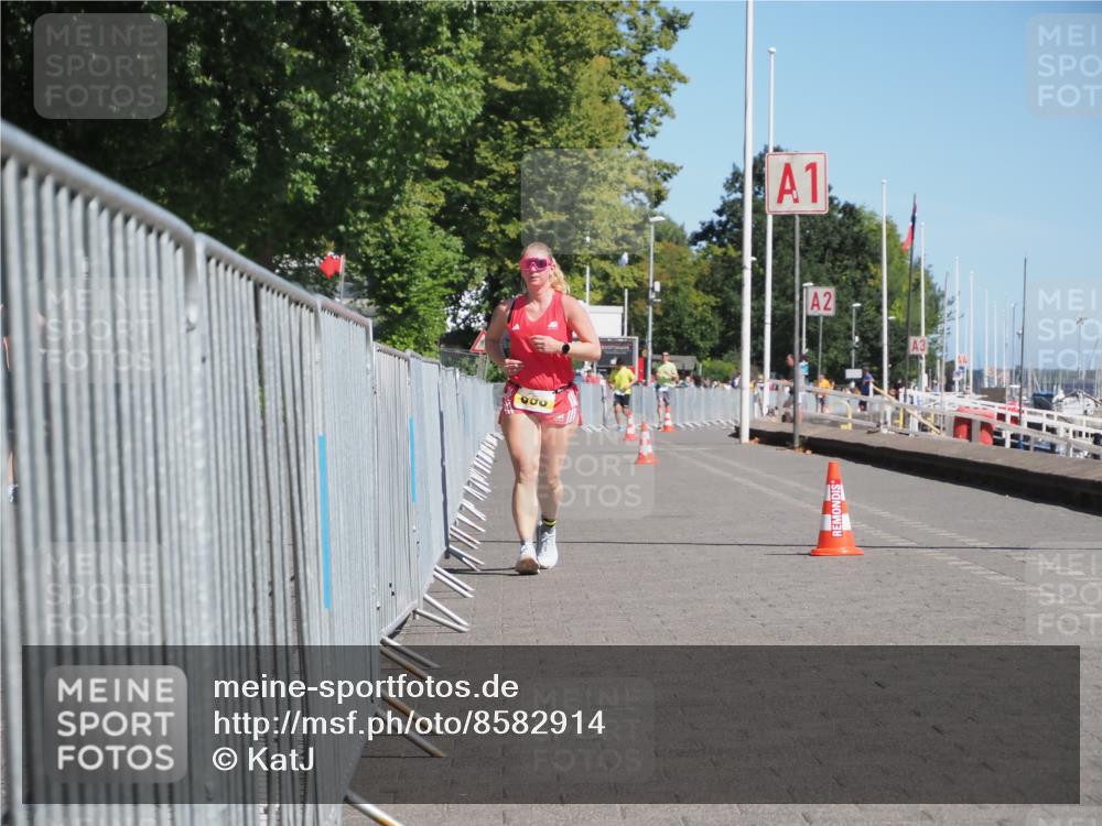 17.08.2025 - KN Förde Triathlon 2025 KatJ http://msf.ph/oto/8582914 17.08.2025 12:30:47 Laufen 606 meine-sportfotos.de