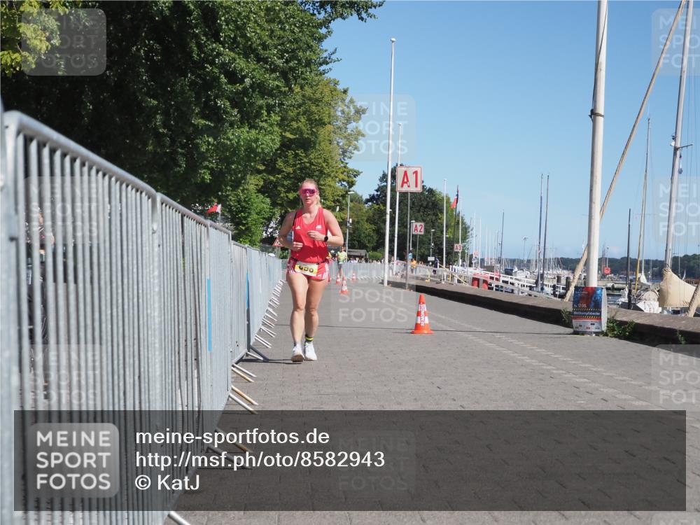 17.08.2025 - KN Förde Triathlon 2025 KatJ http://msf.ph/oto/8582943 17.08.2025 12:30:49 Laufen 606 meine-sportfotos.de
