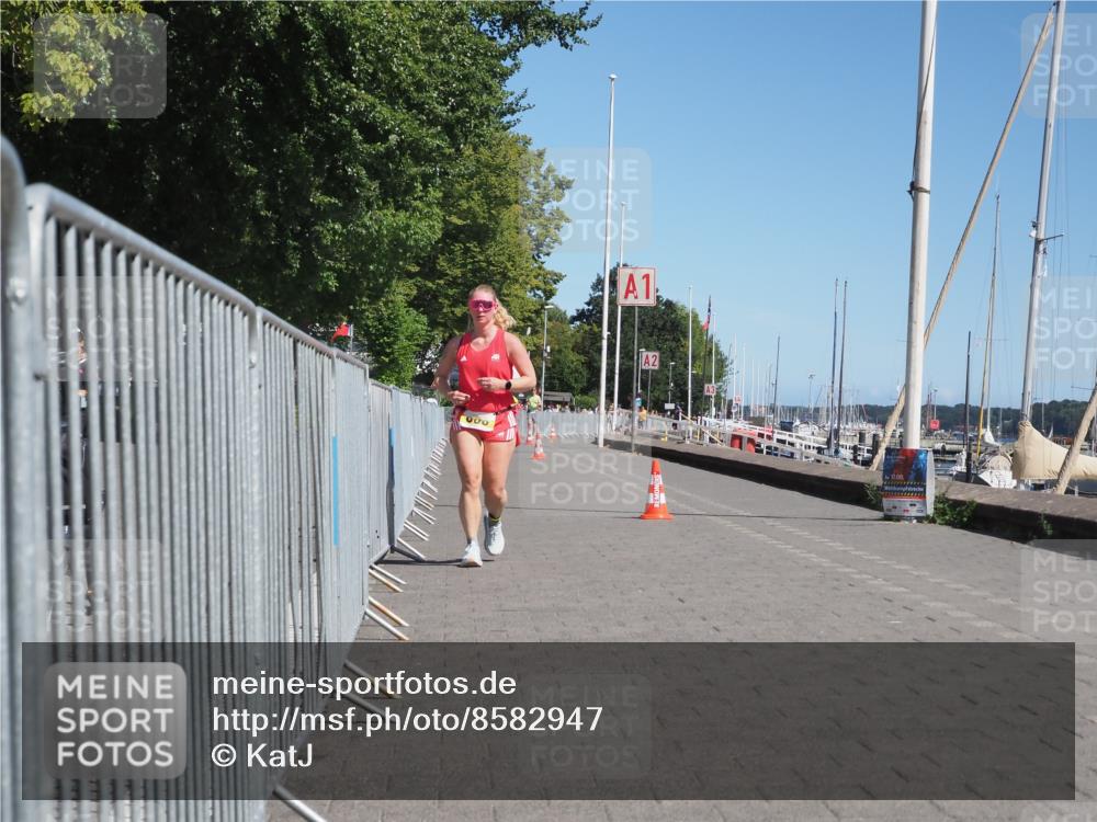 17.08.2025 - KN Förde Triathlon 2025 KatJ http://msf.ph/oto/8582947 17.08.2025 12:30:49 Laufen 606 meine-sportfotos.de