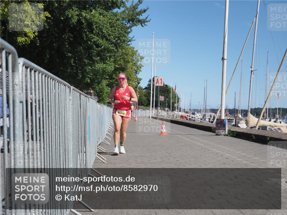 17.08.2025 - KN Förde Triathlon 2025 KatJ http://msf.ph/oto/8582970 17.08.2025 12:30:50 Laufen 606 meine-sportfotos.de
