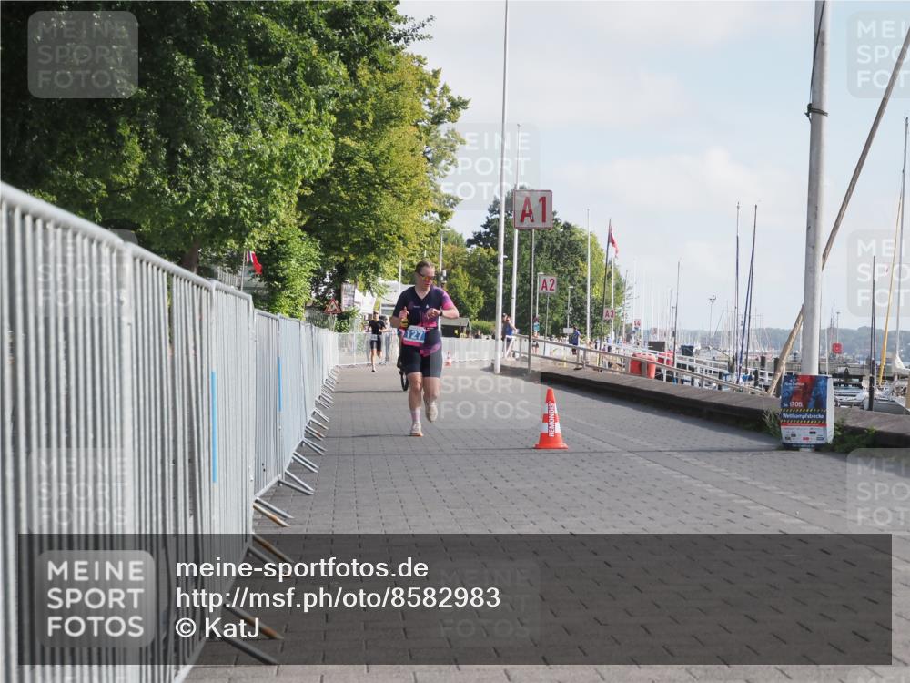 17.08.2025 - KN Förde Triathlon 2025 KatJ http://msf.ph/oto/8582983 17.08.2025 10:04:46 Laufen 127 meine-sportfotos.de