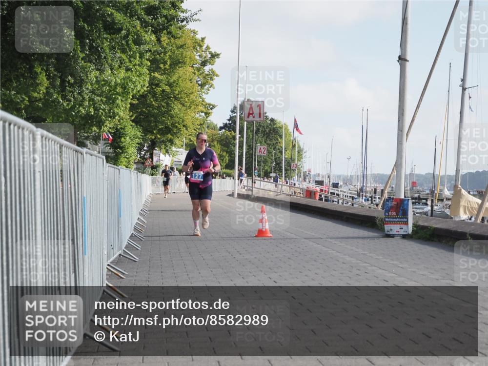 17.08.2025 - KN Förde Triathlon 2025 KatJ http://msf.ph/oto/8582989 17.08.2025 10:04:47 Laufen 127 meine-sportfotos.de