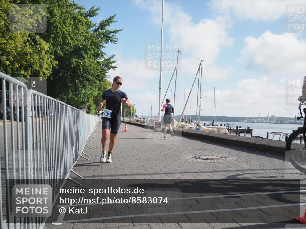 17.08.2025 - KN Förde Triathlon 2025 KatJ http://msf.ph/oto/8583074 17.08.2025 10:05:00 Laufen 168, 253 meine-sportfotos.de
