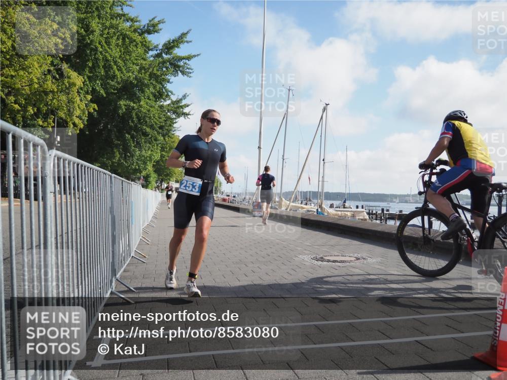 17.08.2025 - KN Förde Triathlon 2025 KatJ http://msf.ph/oto/8583080 17.08.2025 10:05:01 Laufen 168, 253 meine-sportfotos.de