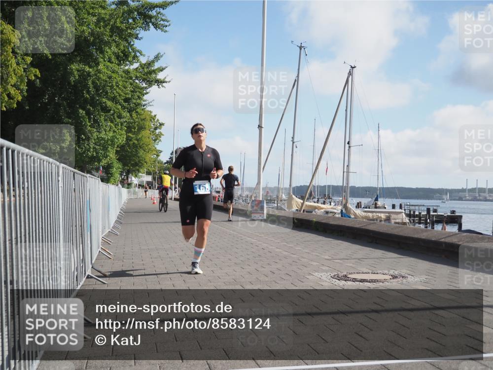 17.08.2025 - KN Förde Triathlon 2025 KatJ http://msf.ph/oto/8583124 17.08.2025 10:05:07 Laufen 168 meine-sportfotos.de