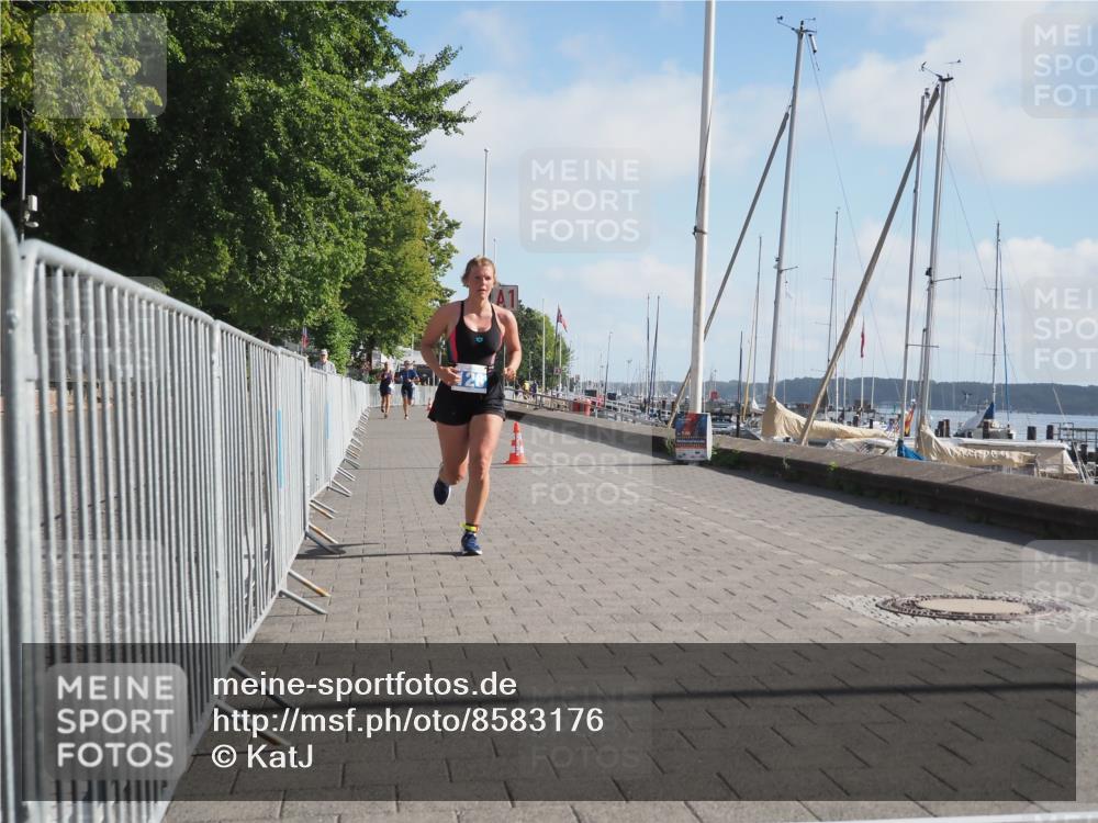 17.08.2025 - KN Förde Triathlon 2025 KatJ http://msf.ph/oto/8583176 17.08.2025 10:05:30 Laufen 128 meine-sportfotos.de