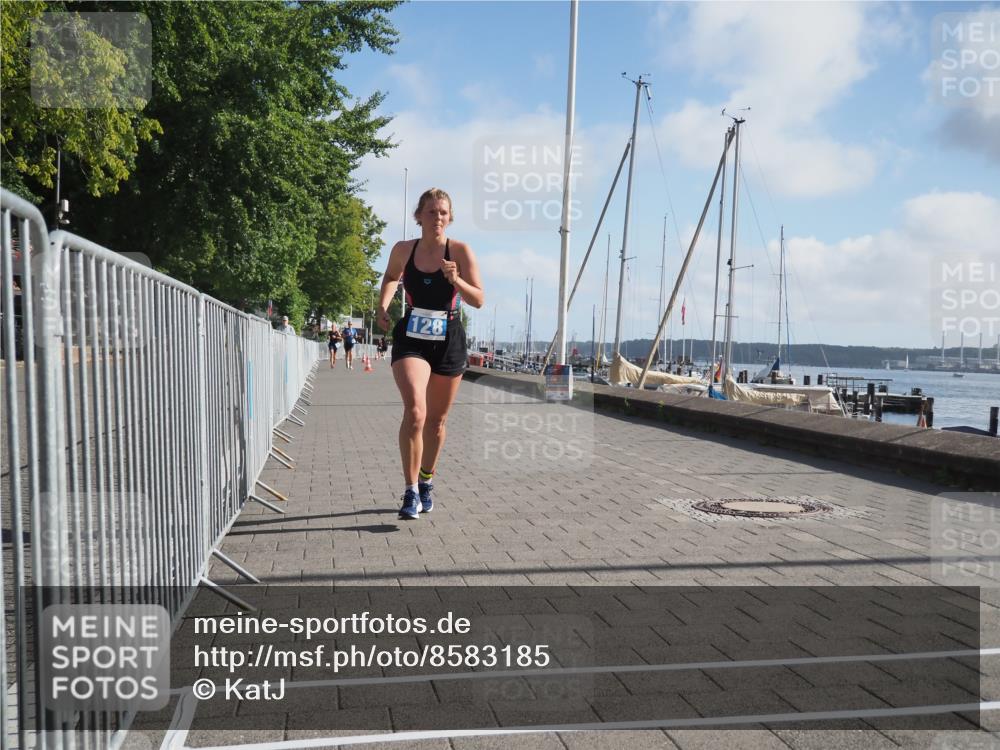17.08.2025 - KN Förde Triathlon 2025 KatJ http://msf.ph/oto/8583185 17.08.2025 10:05:31 Laufen 128 meine-sportfotos.de