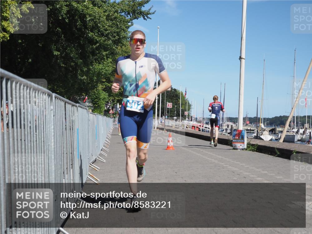 17.08.2025 - KN Förde Triathlon 2025 KatJ http://msf.ph/oto/8583221 17.08.2025 13:20:44 Laufen 401, 402 meine-sportfotos.de