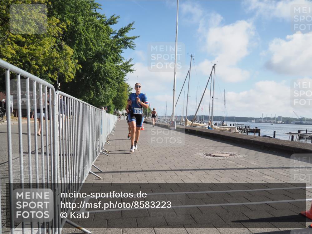 17.08.2025 - KN Förde Triathlon 2025 KatJ http://msf.ph/oto/8583223 17.08.2025 10:05:42 Laufen 104, 145 meine-sportfotos.de