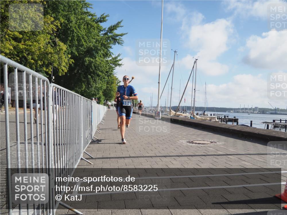 17.08.2025 - KN Förde Triathlon 2025 KatJ http://msf.ph/oto/8583225 17.08.2025 10:05:42 Laufen 104, 145 meine-sportfotos.de