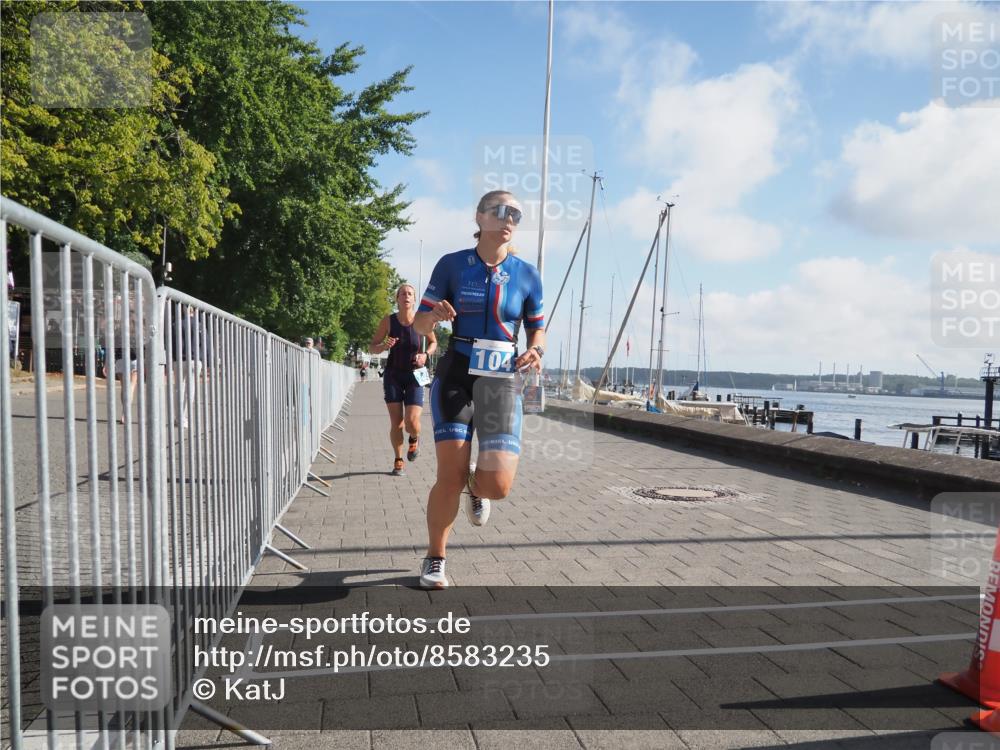17.08.2025 - KN Förde Triathlon 2025 KatJ http://msf.ph/oto/8583235 17.08.2025 10:05:43 Laufen 104, 145 meine-sportfotos.de