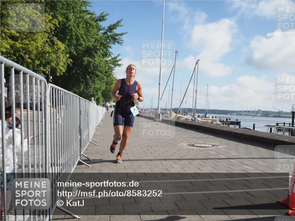 17.08.2025 - KN Förde Triathlon 2025 KatJ http://msf.ph/oto/8583252 17.08.2025 10:05:44 Laufen 104, 145 meine-sportfotos.de