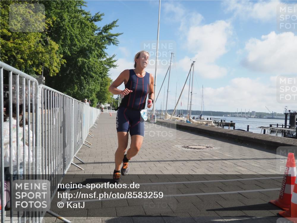 17.08.2025 - KN Förde Triathlon 2025 KatJ http://msf.ph/oto/8583259 17.08.2025 10:05:44 Laufen 104, 145 meine-sportfotos.de