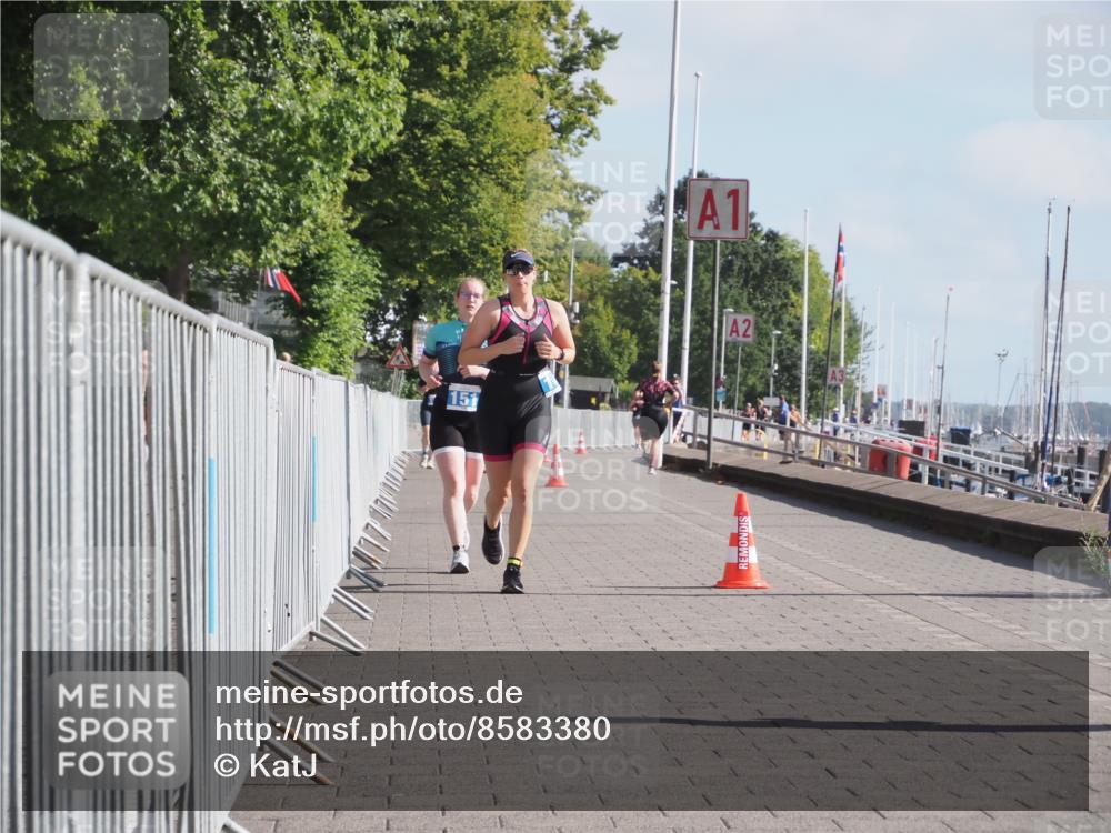 17.08.2025 - KN Förde Triathlon 2025 KatJ http://msf.ph/oto/8583380 17.08.2025 10:06:24 Laufen 146, 151 meine-sportfotos.de