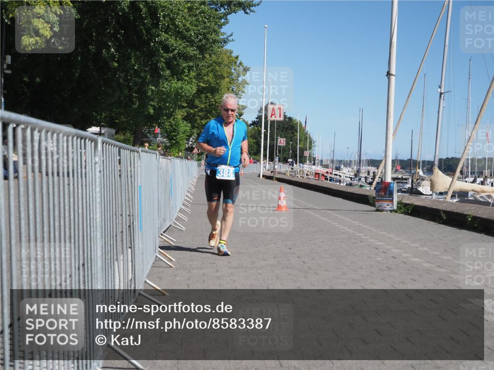 17.08.2025 - KN Förde Triathlon 2025 KatJ http://msf.ph/oto/8583387 17.08.2025 12:38:25 Laufen 384 meine-sportfotos.de