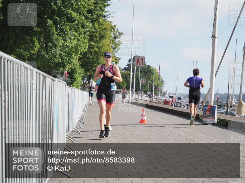 17.08.2025 - KN Förde Triathlon 2025 KatJ http://msf.ph/oto/8583398 17.08.2025 10:06:26 Laufen 146, 151 meine-sportfotos.de