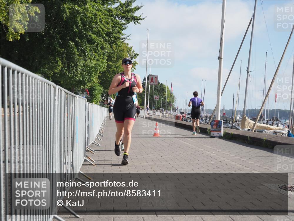17.08.2025 - KN Förde Triathlon 2025 KatJ http://msf.ph/oto/8583411 17.08.2025 10:06:27 Laufen 105, 146, 151 meine-sportfotos.de