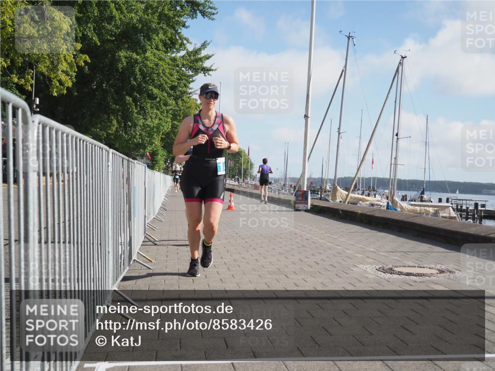 17.08.2025 - KN Förde Triathlon 2025 KatJ http://msf.ph/oto/8583426 17.08.2025 10:06:29 Laufen 105, 146, 151 meine-sportfotos.de