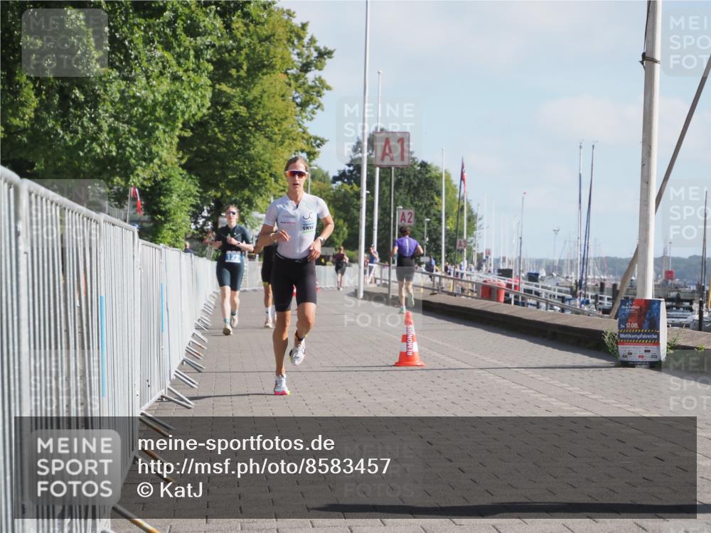 17.08.2025 - KN Förde Triathlon 2025 KatJ http://msf.ph/oto/8583457 17.08.2025 10:06:34 Laufen 105, 122, 166 meine-sportfotos.de