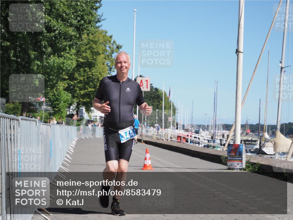 17.08.2025 - KN Förde Triathlon 2025 KatJ http://msf.ph/oto/8583479 17.08.2025 12:38:49 Laufen 344 meine-sportfotos.de