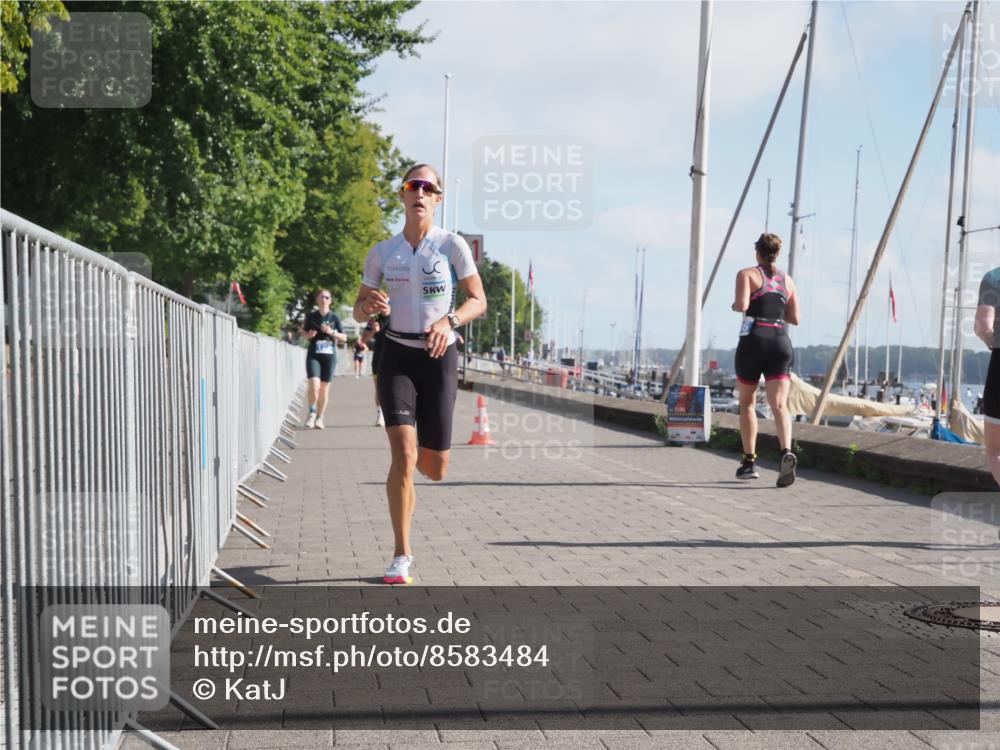 17.08.2025 - KN Förde Triathlon 2025 KatJ http://msf.ph/oto/8583484 17.08.2025 10:06:36 Laufen 105, 122, 166 meine-sportfotos.de
