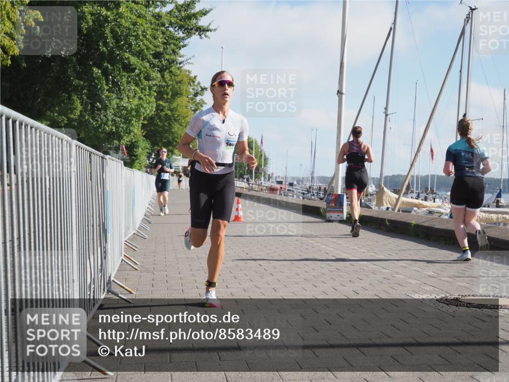 17.08.2025 - KN Förde Triathlon 2025 KatJ http://msf.ph/oto/8583489 17.08.2025 10:06:36 Laufen 105, 122, 166 meine-sportfotos.de