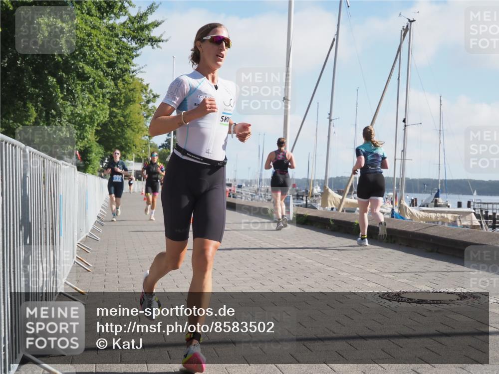 17.08.2025 - KN Förde Triathlon 2025 KatJ http://msf.ph/oto/8583502 17.08.2025 10:06:37 Laufen 105, 122, 166 meine-sportfotos.de