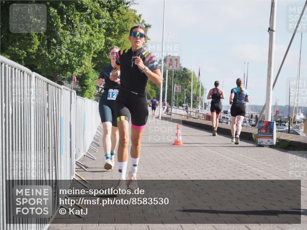 17.08.2025 - KN Förde Triathlon 2025 KatJ http://msf.ph/oto/8583530 17.08.2025 10:06:40 Laufen 122, 166 meine-sportfotos.de