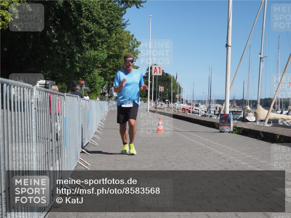 17.08.2025 - KN Förde Triathlon 2025 KatJ http://msf.ph/oto/8583568 17.08.2025 12:39:45 Laufen 365 meine-sportfotos.de