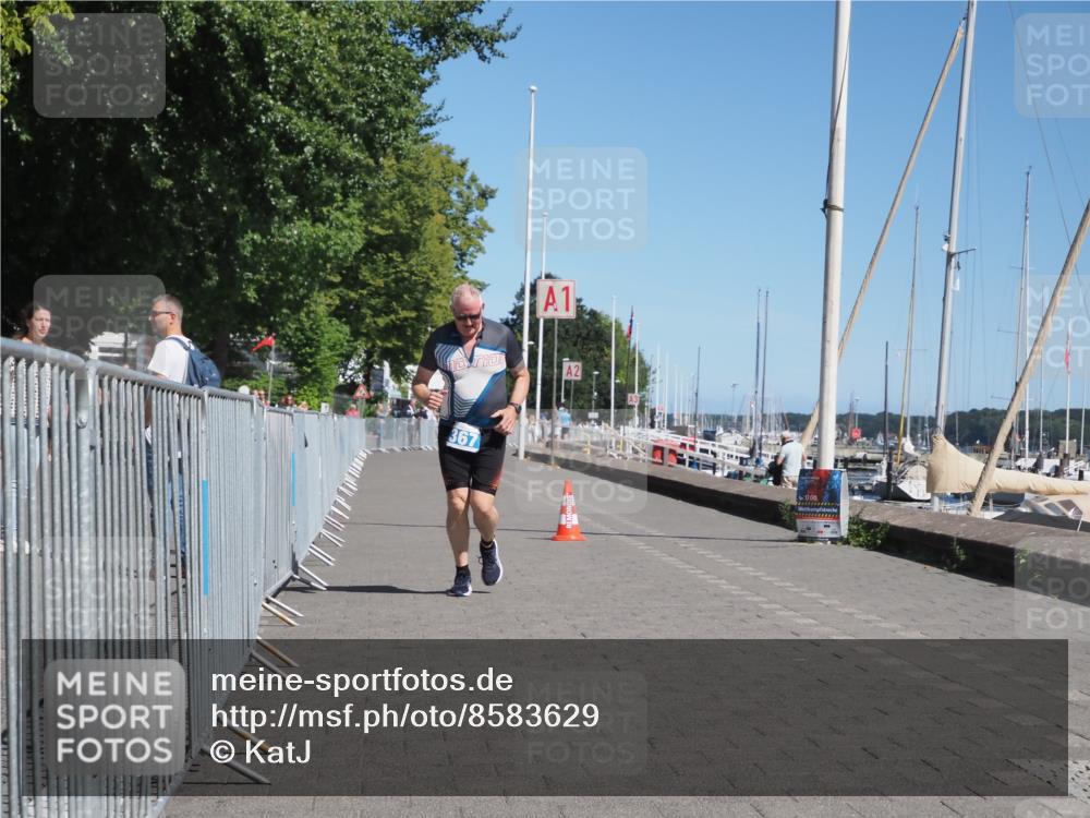 17.08.2025 - KN Förde Triathlon 2025 KatJ http://msf.ph/oto/8583629 17.08.2025 12:40:55 Laufen 367 meine-sportfotos.de