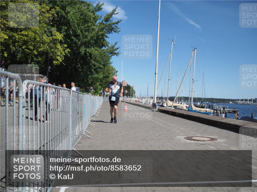 17.08.2025 - KN Förde Triathlon 2025 KatJ http://msf.ph/oto/8583652 17.08.2025 12:40:57 Laufen 367 meine-sportfotos.de