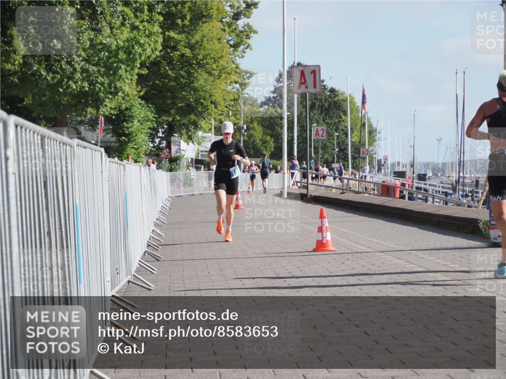 17.08.2025 - KN Förde Triathlon 2025 KatJ http://msf.ph/oto/8583653 17.08.2025 10:07:09 Laufen 150 meine-sportfotos.de