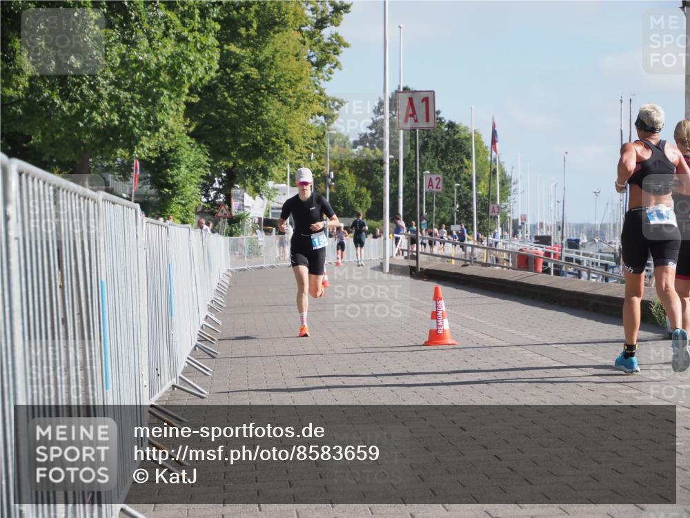 17.08.2025 - KN Förde Triathlon 2025 KatJ http://msf.ph/oto/8583659 17.08.2025 10:07:10 Laufen 150 meine-sportfotos.de