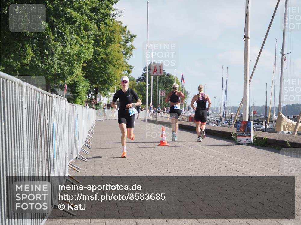 17.08.2025 - KN Förde Triathlon 2025 KatJ http://msf.ph/oto/8583685 17.08.2025 10:07:12 Laufen 150 meine-sportfotos.de
