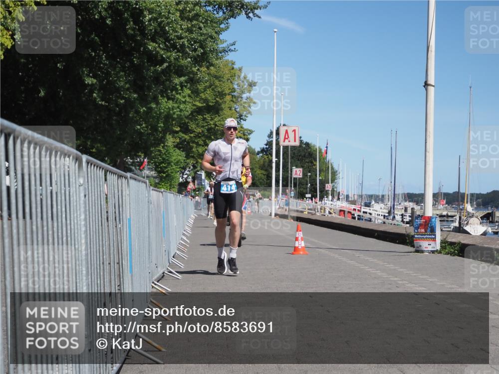17.08.2025 - KN Förde Triathlon 2025 KatJ http://msf.ph/oto/8583691 17.08.2025 13:24:53 Laufen 408, 414 meine-sportfotos.de