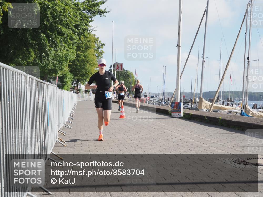 17.08.2025 - KN Förde Triathlon 2025 KatJ http://msf.ph/oto/8583704 17.08.2025 10:07:13 Laufen 150 meine-sportfotos.de
