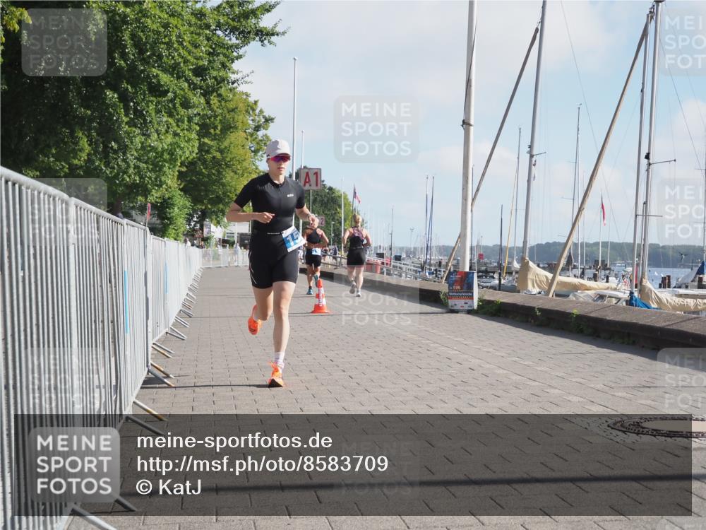 17.08.2025 - KN Förde Triathlon 2025 KatJ http://msf.ph/oto/8583709 17.08.2025 10:07:14 Laufen 150 meine-sportfotos.de
