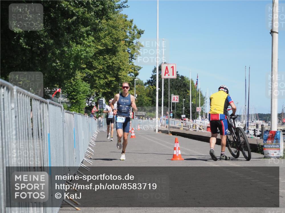 17.08.2025 - KN Förde Triathlon 2025 KatJ http://msf.ph/oto/8583719 17.08.2025 13:24:58 Laufen 408, 414, 419 meine-sportfotos.de