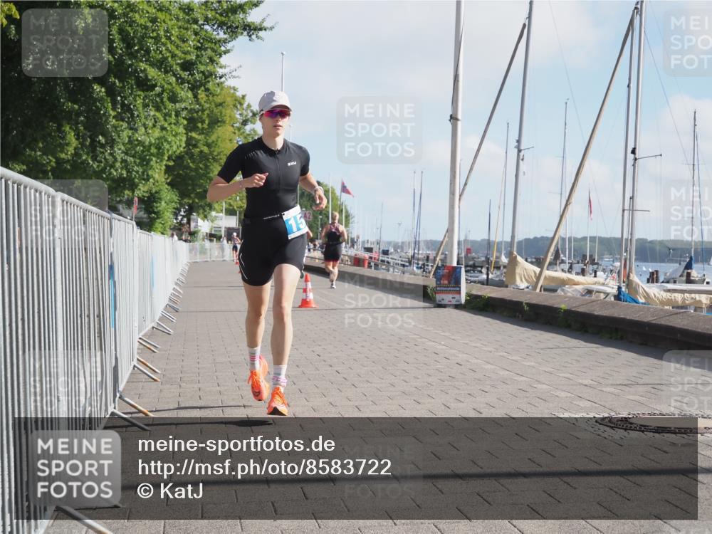 17.08.2025 - KN Förde Triathlon 2025 KatJ http://msf.ph/oto/8583722 17.08.2025 10:07:14 Laufen 150 meine-sportfotos.de