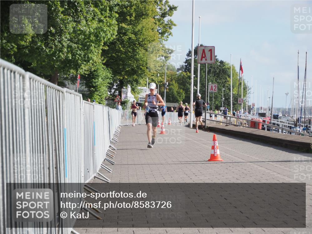 17.08.2025 - KN Förde Triathlon 2025 KatJ http://msf.ph/oto/8583726 17.08.2025 10:07:30 Laufen 113 meine-sportfotos.de