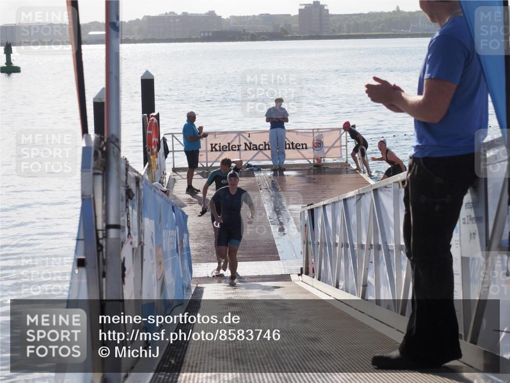 17.08.2025 - KN Förde Triathlon 2025 MichiJ http://msf.ph/oto/8583746 17.08.2025 09:22:00 Schwimmen 212, 215, 244, 210, 212, 213, 215, 224, 242 meine-sportfotos.de