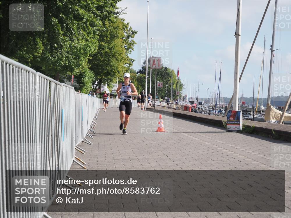 17.08.2025 - KN Förde Triathlon 2025 KatJ http://msf.ph/oto/8583762 17.08.2025 10:07:33 Laufen 113 meine-sportfotos.de