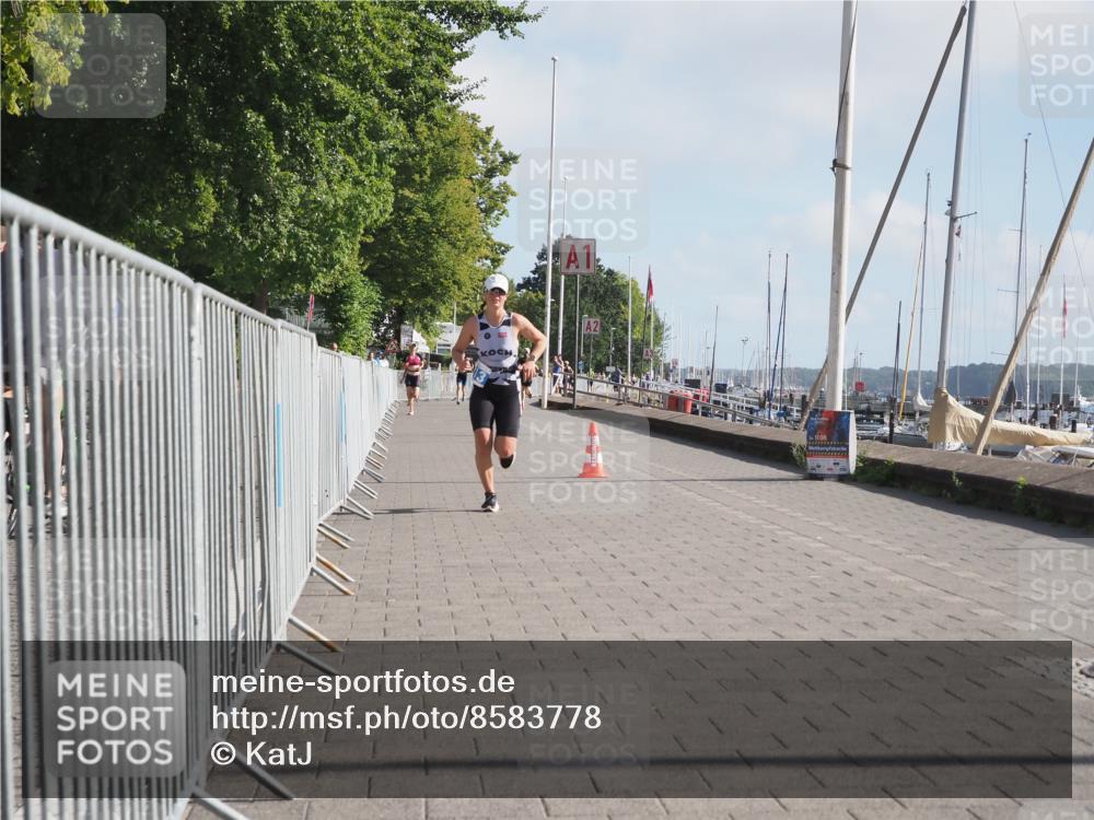 17.08.2025 - KN Förde Triathlon 2025 KatJ http://msf.ph/oto/8583778 17.08.2025 10:07:34 Laufen 113 meine-sportfotos.de