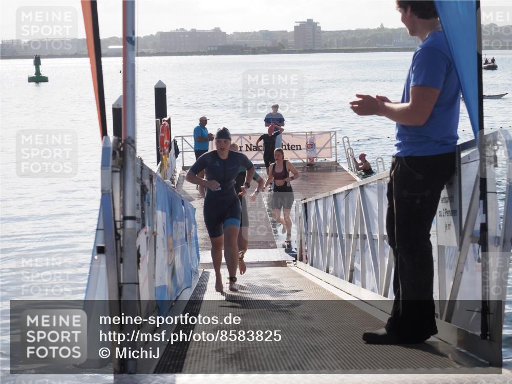 17.08.2025 - KN Förde Triathlon 2025 MichiJ http://msf.ph/oto/8583825 17.08.2025 09:22:02 Schwimmen 212, 215, 244, 210, 212, 213, 215, 224, 242 meine-sportfotos.de