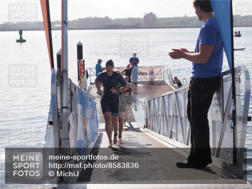 17.08.2025 - KN Förde Triathlon 2025 MichiJ http://msf.ph/oto/8583836 17.08.2025 09:22:03 Schwimmen 212, 215, 242, 244, 210, 212, 213, 215, 224, 242 meine-sportfotos.de