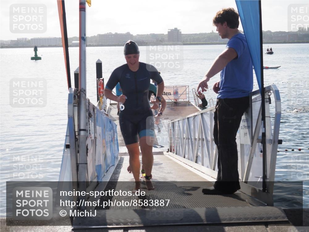 17.08.2025 - KN Förde Triathlon 2025 MichiJ http://msf.ph/oto/8583887 17.08.2025 09:22:04 Schwimmen 212, 215, 242, 244, 210, 212, 213, 215, 224, 242 meine-sportfotos.de