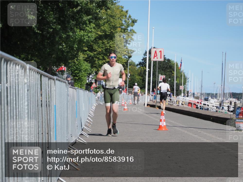 17.08.2025 - KN Förde Triathlon 2025 KatJ http://msf.ph/oto/8583916 17.08.2025 13:25:17 Laufen 548 meine-sportfotos.de