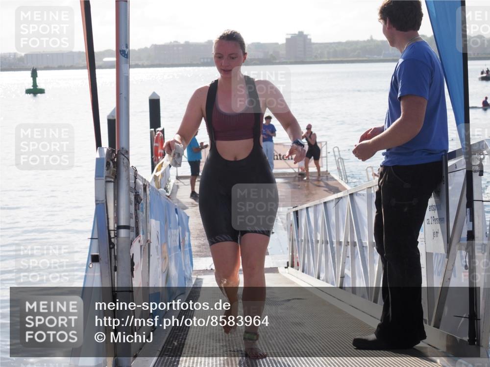 17.08.2025 - KN Förde Triathlon 2025 MichiJ http://msf.ph/oto/8583964 17.08.2025 09:22:07 Schwimmen 210, 212, 215, 242, 210, 213, 224, 242 meine-sportfotos.de