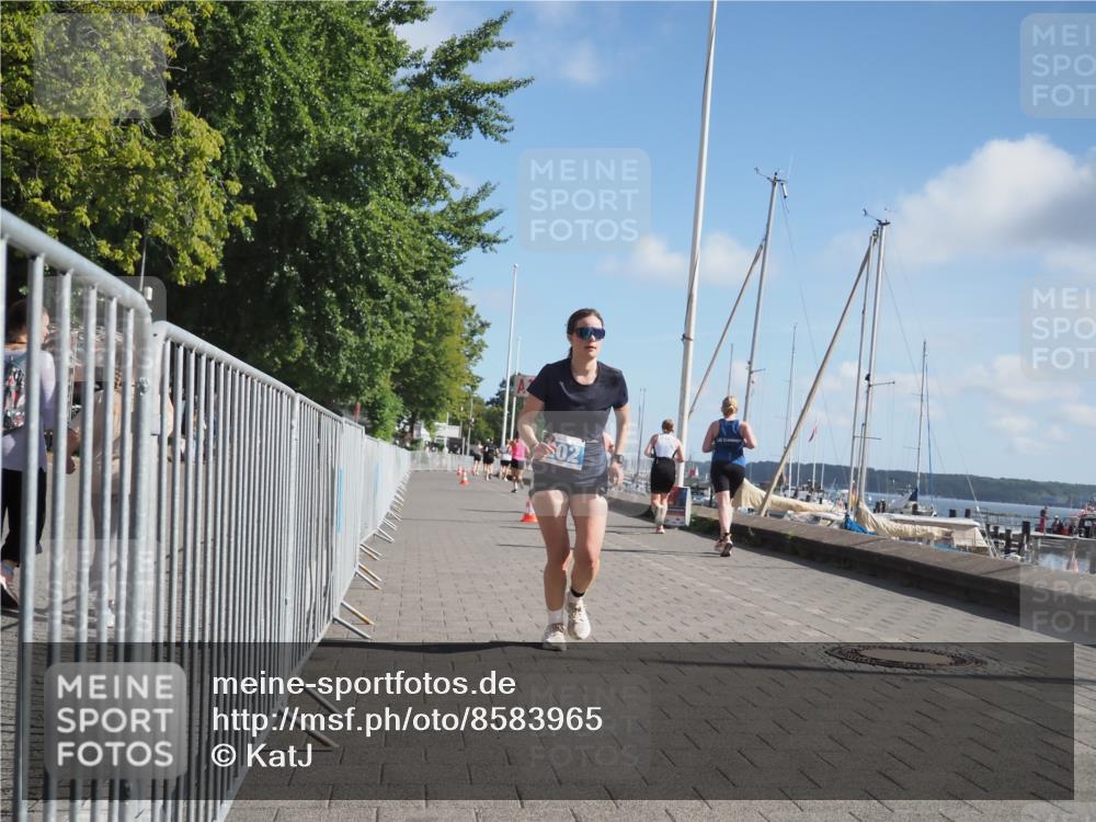 17.08.2025 - KN Förde Triathlon 2025 KatJ http://msf.ph/oto/8583965 17.08.2025 10:31:46 Laufen 202 meine-sportfotos.de